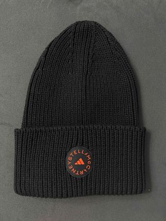 Шапка adidas by Stella McCartney