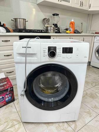 Продам стиральную машину