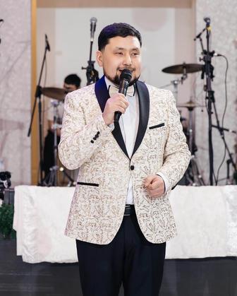 Ведущий тамада
