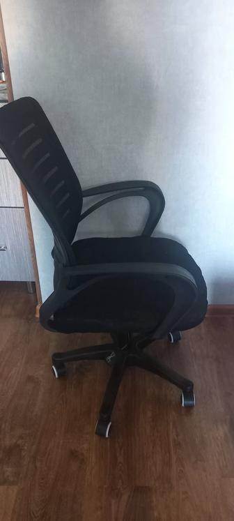 Стул компьютерный