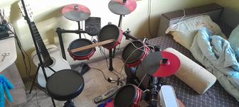 Барабаны alesis nitro mesh kit