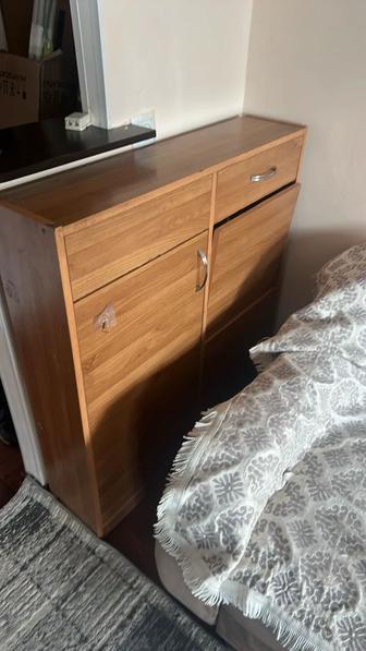 Стол книжка