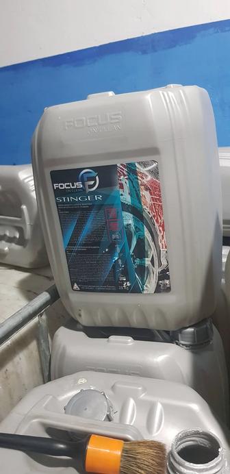 Продам канистры объёмом 20 л