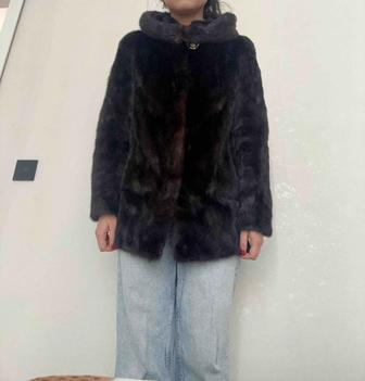 Продам норковую шубу