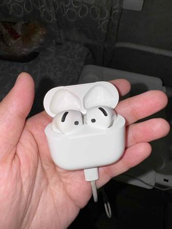 Продам AirPods 4