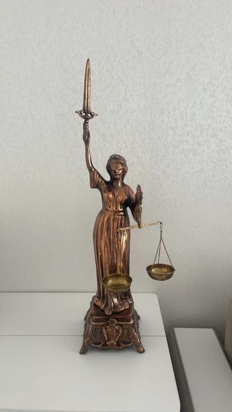 Продам статую Фемиды-богиня правосудия
