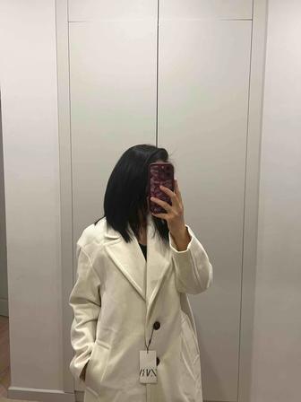 Продаю новое стильное пальто с биркой