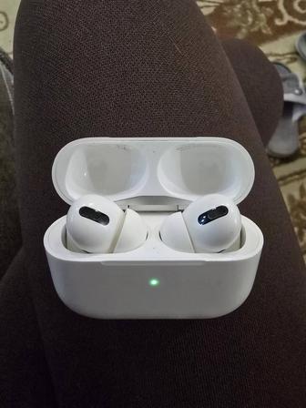 Продам наушники airpods pro 1