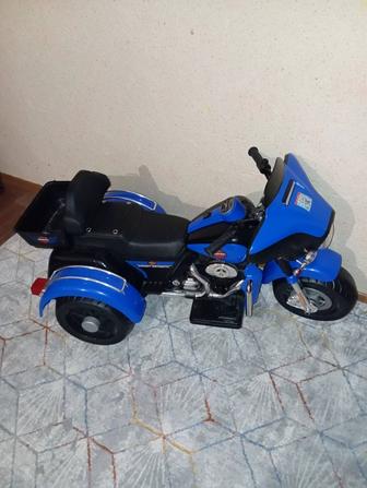 Продаем детский электромотоцикл