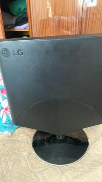 Продам монитор и ноутбук