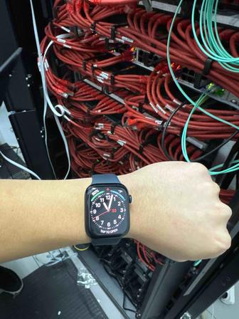 Apple Watch 8 45mm Always On Display