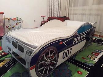 Кровать Машинка с матрасом