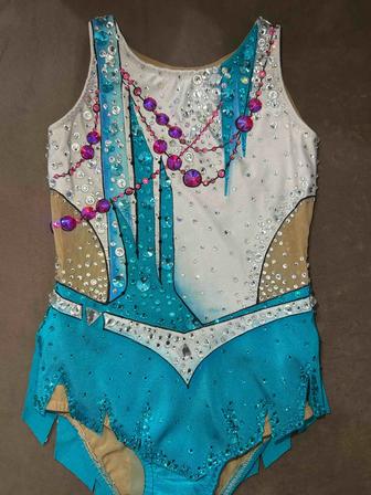 Продам купальник для художественной гимнастики