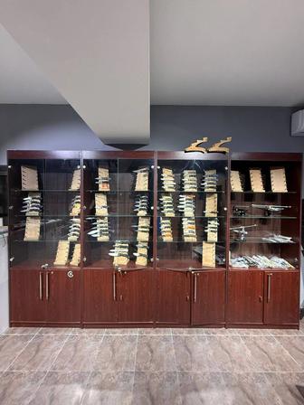 Витрины б/у