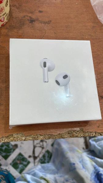 Продается air pods 3