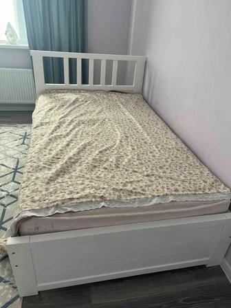 Продаю односпальную кровать