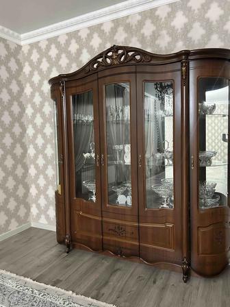 Горка для гостинной и зала
