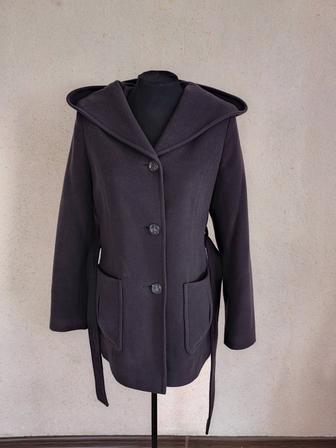 Продам женское пальто