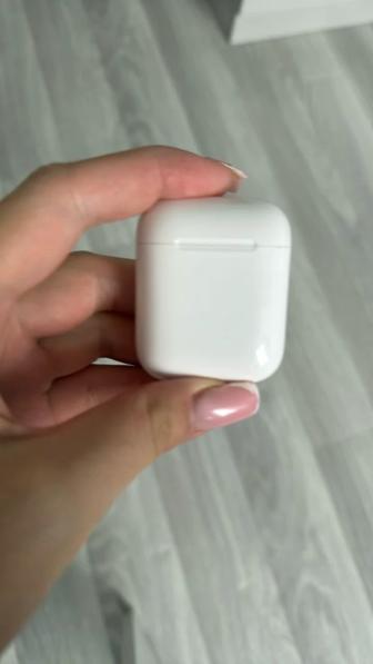 Продам наушники AirPods 2