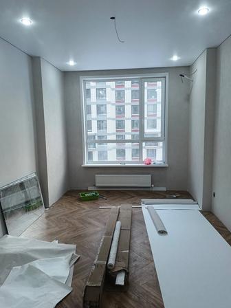 Левкас стен поклейка обоев