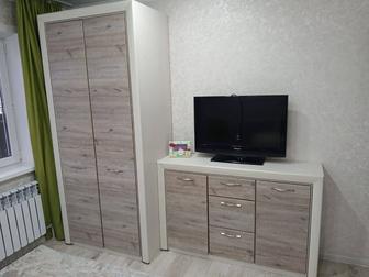 Продам шкаф с тумбой