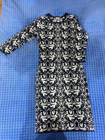 Трикотажное платье