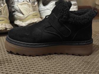 продам ботинки,замша теплые