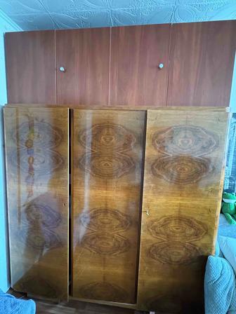 Большой шкаф советский