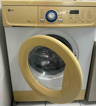 Продам стиральную машину