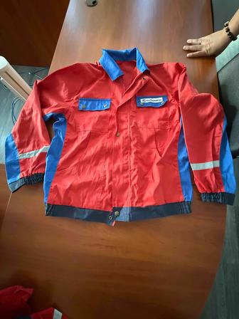 Продается спецовка. Спец одежда. Новые. 2 шт