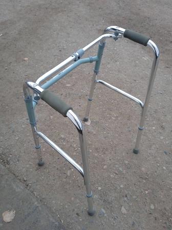 Ходунки для взрослых