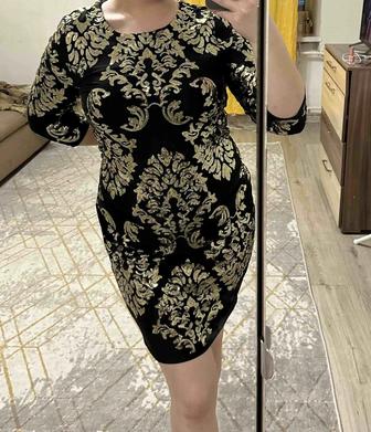 Продам платье 52 размер