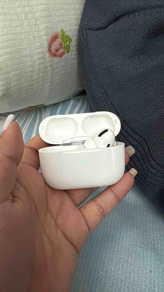 AirPods Наушник