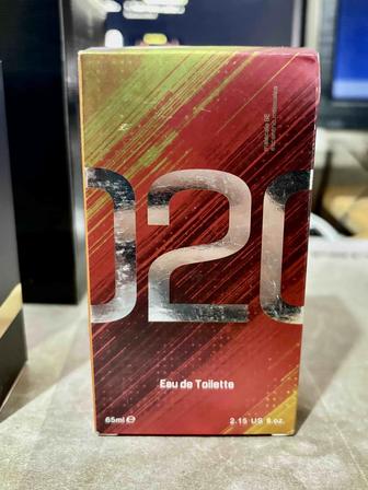 Escentric Molecules Molecule 02