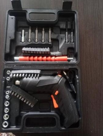 Шрупуповерт электрический новый