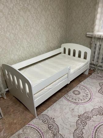 Продам детскую кровать