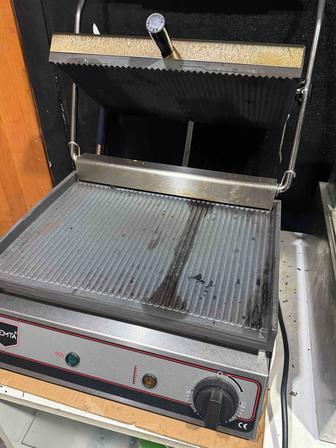 Продам грильницу