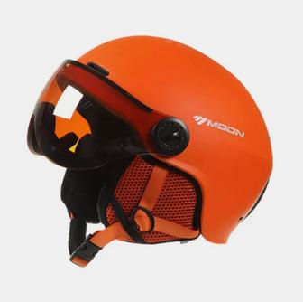 Горнолыжный шлем