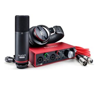 Звуковая карта Focusrite Scarlett 2i2 Studio 3rd Gen