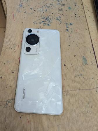 Продам телефон Huawei P60 pro