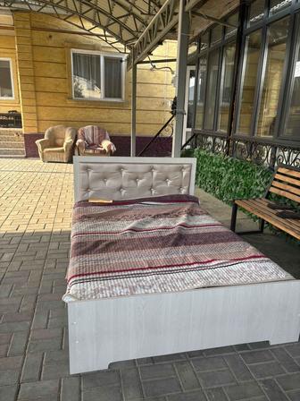 Кровать полуторка