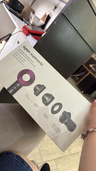 Продам dyson supersonic