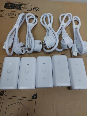 PoE адаптер Ubiquiti U-POE-af. Блок питания POE - 4шт. Новый