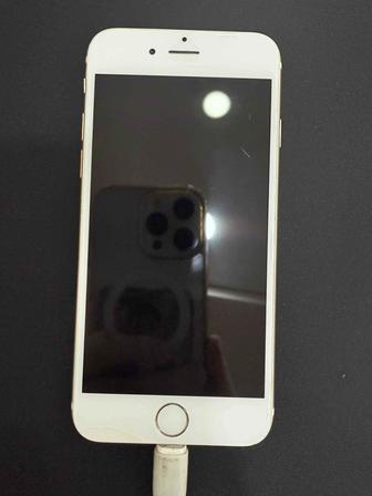 Продам айфон 6