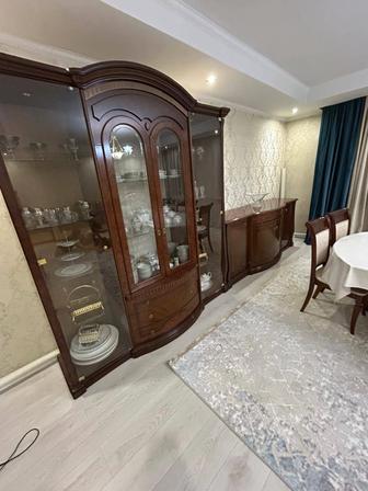 Камод классический в гостиную