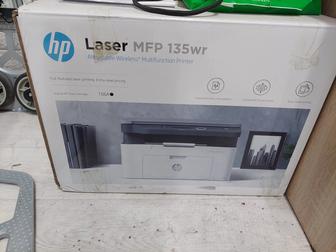 МФУ HP Laser MFP 135wr в идеальном состоянии