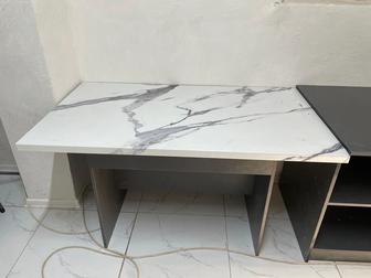 Продам стол