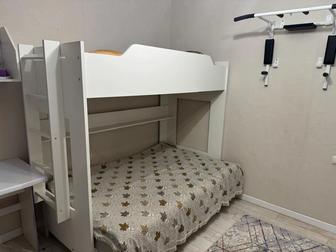 Детская двухъярусный кровать