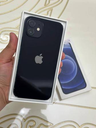 iPhone 12 64Gb в хорошем состоянии