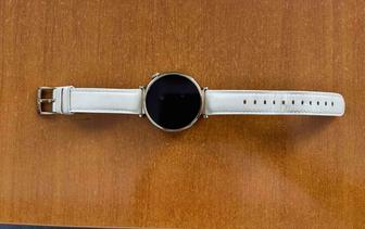 Смарт часы Huawei watch 4